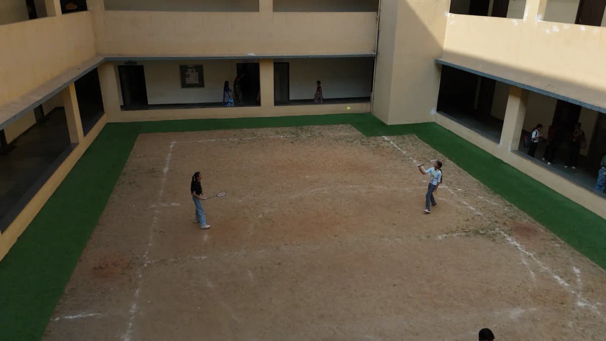 Sports & Gymkhana photo 14